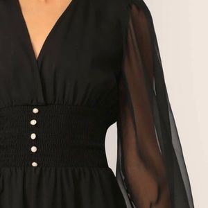 NWOT🖤🖤 LONG MESH PUFFY SLEEVE MAXI DRESS SATIN